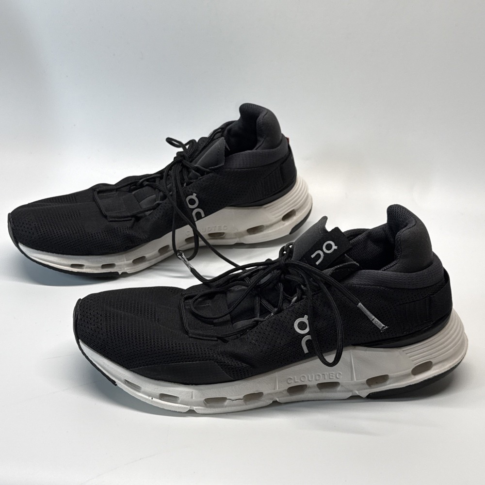 On Cloud Cloudnova Running Shoes Men Size 9.5 Black Mesh Comfort Low Sneakers